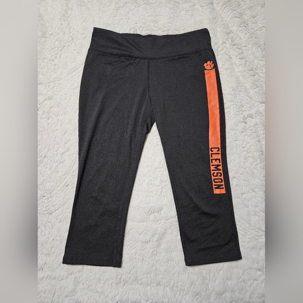 🌟SOLD🌟 Clemson Capri Leggings